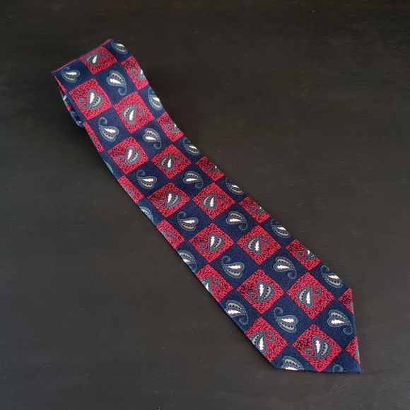 Vintage 90s Burberry Designer 100% Silk Geometric Paisley Red Blue Neck Tie - Picture 2 of 6